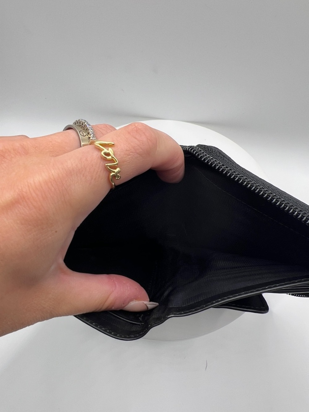 7049. Authentic Gucci Black GG Canvas Zip Around Bifold Wallet. - Picture 13 of 16